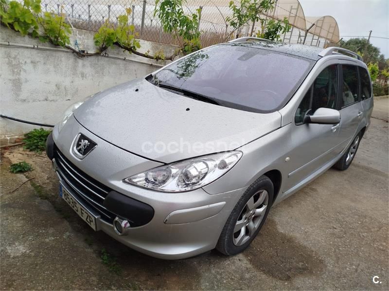 Gris / plata Usado 2008 Peugeot 307 Familiar | 2500 € (Precio justo) - Imagen 1/4