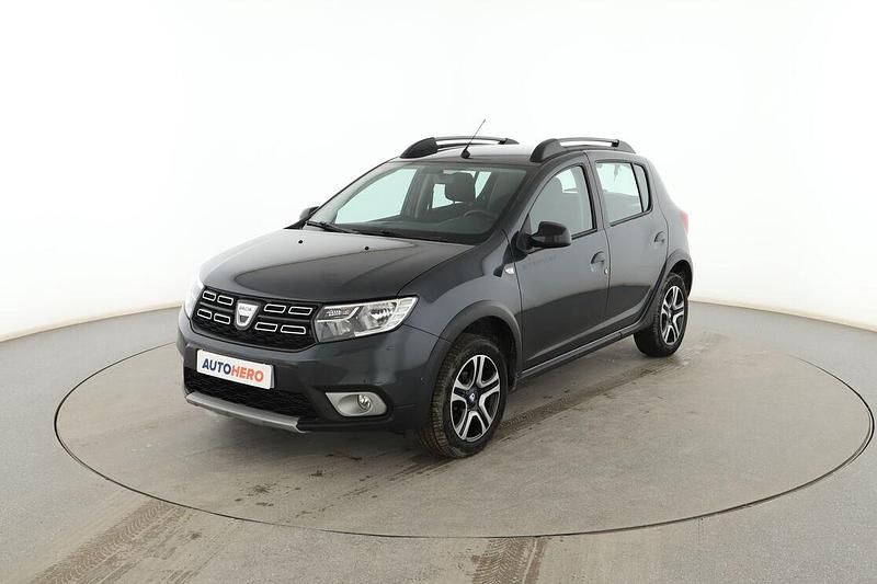 Usado Dacia Sandero 95 CV (69 kW) 2021 Negro Utilitario