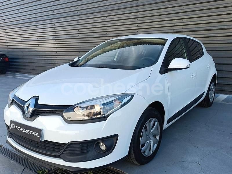 Blanco Usado 2014 Renault Mégane III Life Berlina | 8900 € (Caro) - Imagen 1/4