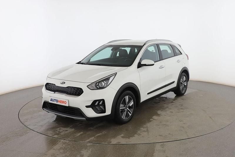 Usado Kia Niro 141 CV (103 kW) 2021 Blanco SUV