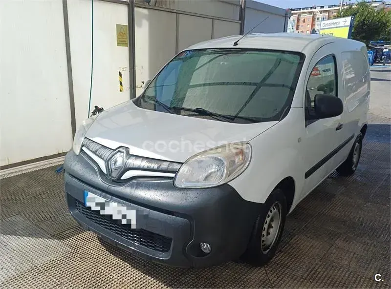 Usado Renault Kangoo 75 CV (55 kW) 2016 Blanco Monovolumen