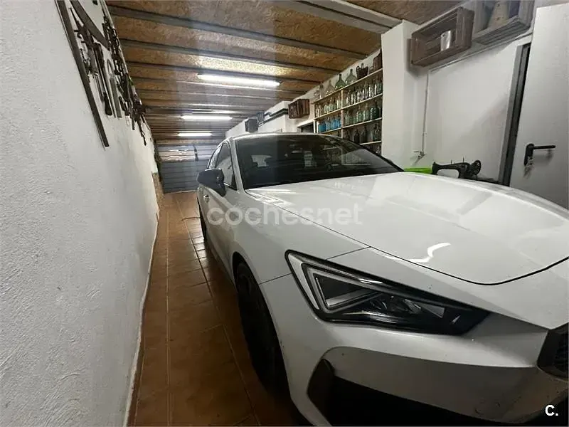 Usado Cupra Leon 190 CV (139 kW) 2023 Blanco Familiar