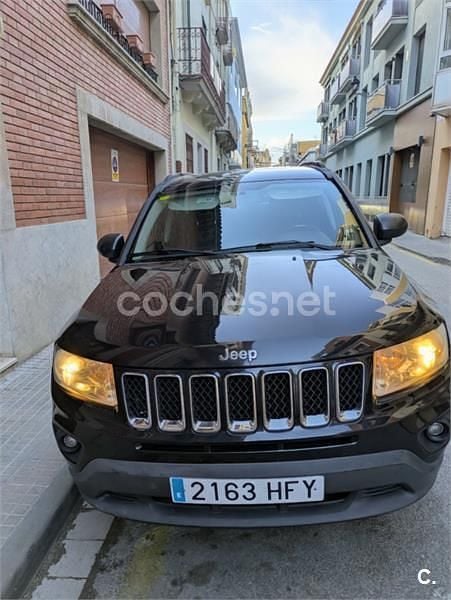 Negro Usado 2011 Jeep Compass Limited SUV | 9500 € (Precio justo) - Imagen 1/4