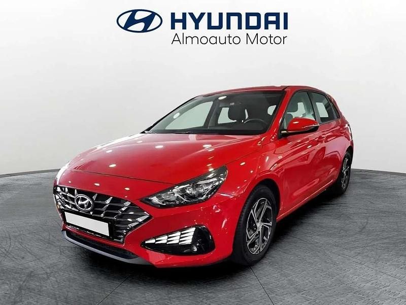 Rojo Usado 2024 Hyundai i30 Utilitario | 19.900 € (Precio justo) - Imagen 1/4