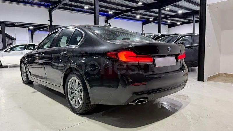 Usado BMW 520 190 CV (139 kW) 2022 Gris / plata Berlina