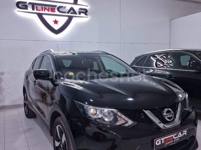 Negro Usado 2015 Nissan Qashqai Tekna SUV | 14.500 € (Un poco caro) - Imagen 1/4