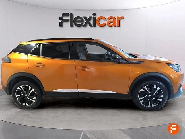 Usado Peugeot 2008 Allure 100 CV (73 kW) 2023 Naranja SUV