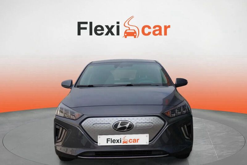 Usado Hyundai Ioniq 88 kW (121 CV) 2020 Gris Utilitario