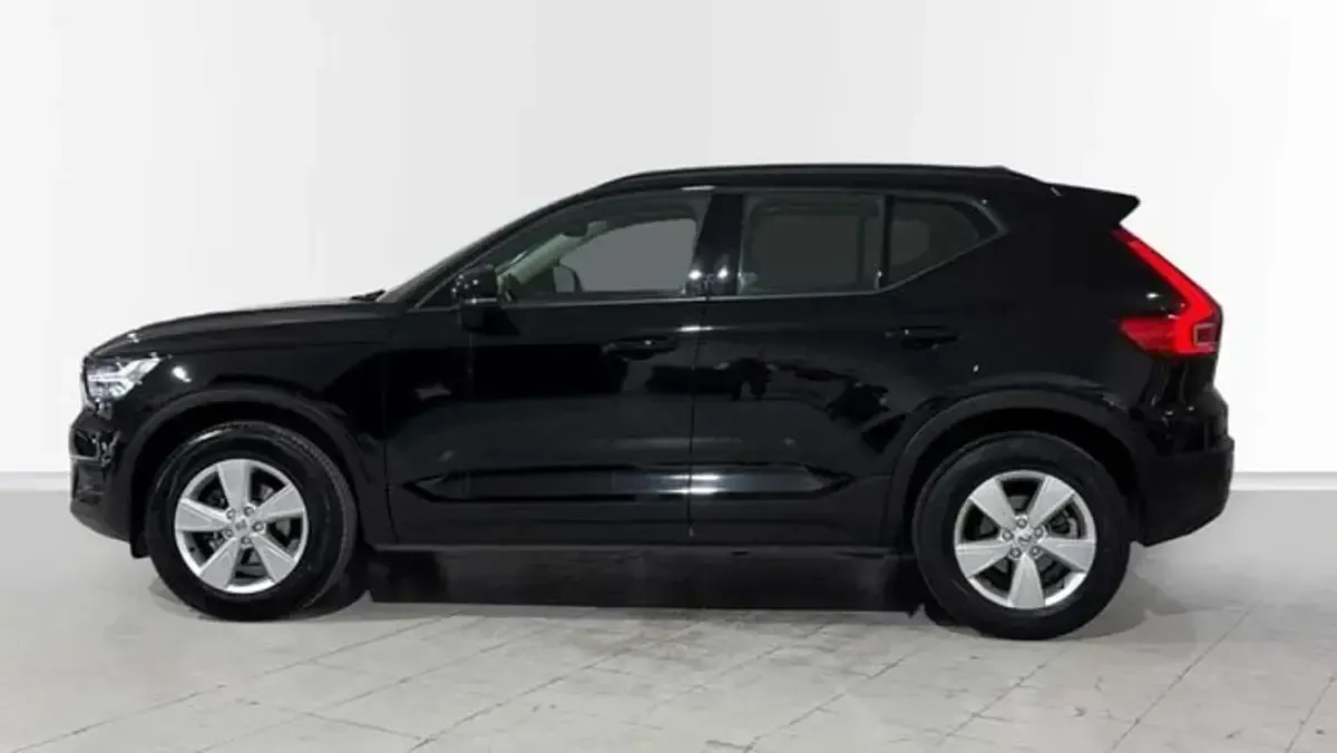 Begagnad Volvo XC40 150 HK (110 kW) 2018 Svart SUV