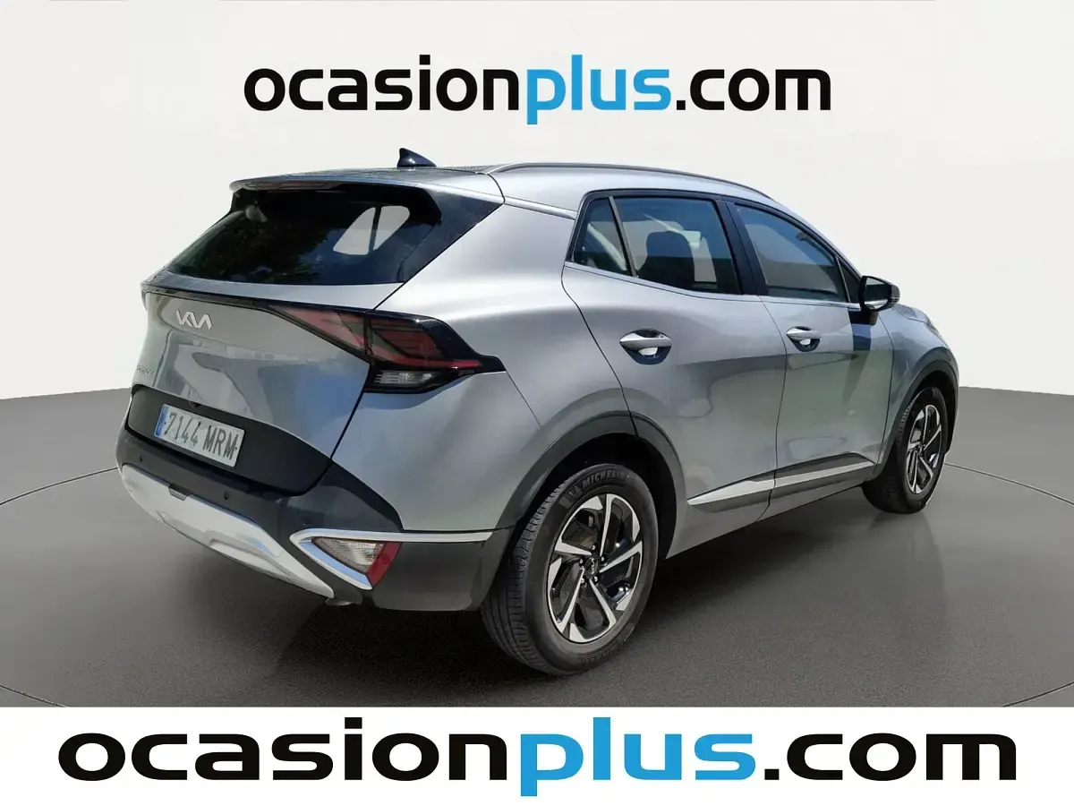 Usado Kia Sportage 150 CV (110 kW) 2024 Gris plata SUV