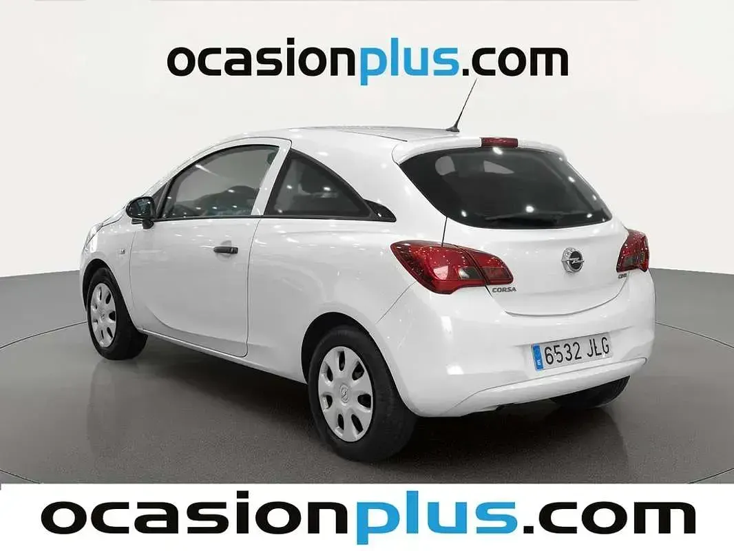 Usado Opel Corsa Expression 75 CV (55 kW) 2016 Blanco Utilitario