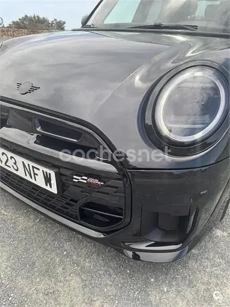 Usado Mini John Cooper Works 204 CV (150 kW) 2025 Negro Utilitario