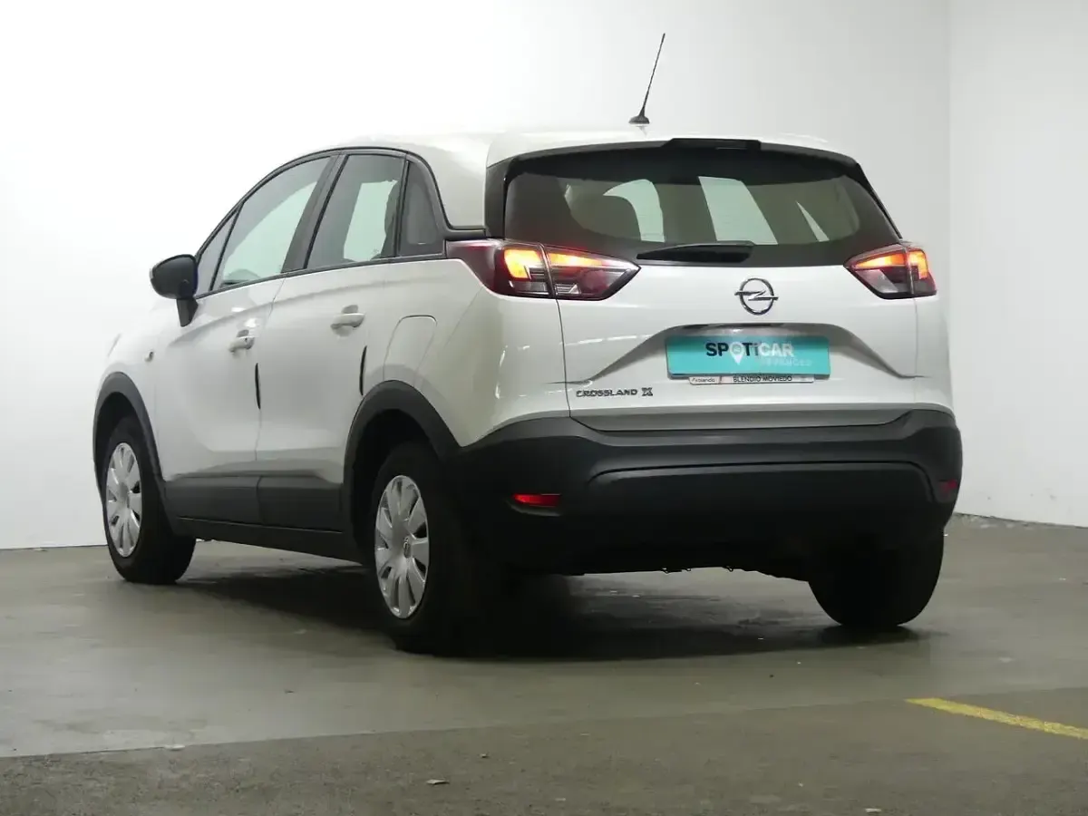 Usado Opel Crossland X Edition 81 CV (59 kW) 2020 Blanco SUV