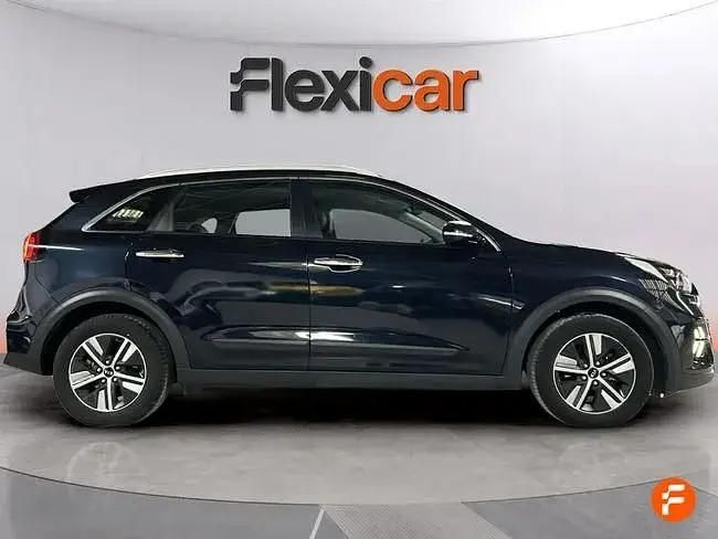 Usado Kia Niro 141 HP (103 kW) 2020 Azul SUV