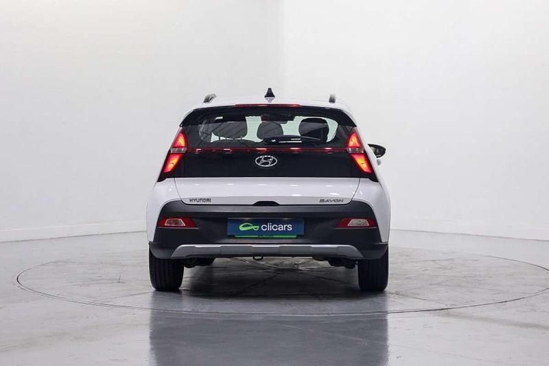 Usado Hyundai Bayon 84 CV (61 kW) 2023 Blanco SUV