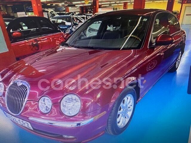 Granate Usado 2004 Jaguar S-Type Executive Berlina | 6999 € - Imagen 1/4