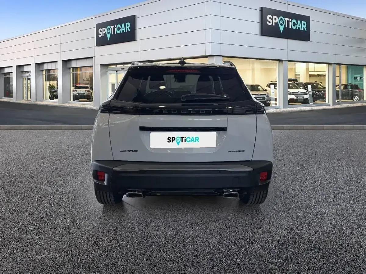 Nuevo Peugeot 2008 Allure 130 CV (95 kW) 2026 Blanco SUV