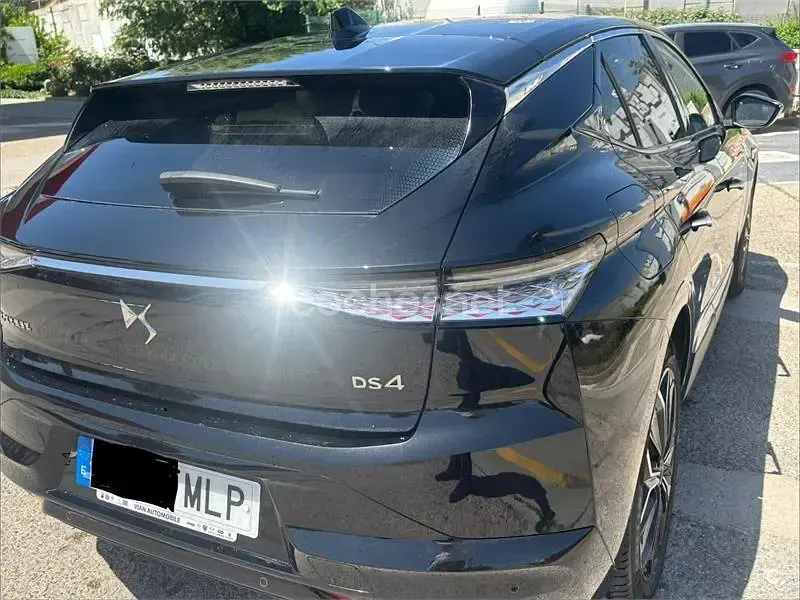 Käytetty DS Automobiles DS4 Rivoli 225 HP (165 kW) 2023 Musta Katumaasturi