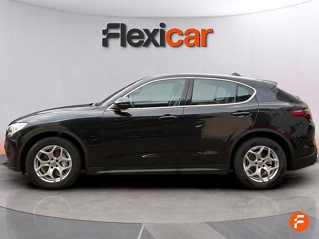 Usado Alfa Romeo Stelvio Executive 160 CV (117 kW) 2019 Negro SUV