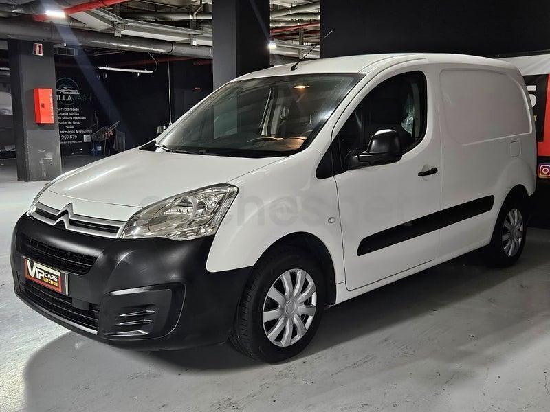 Usado Citroën Berlingo Live 75 CV (55 kW) 2018 Blanco Monovolumen