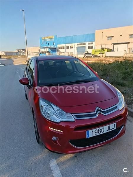 Usado Citroën C3 Live 82 CV (60 kW) 2016 Granate Berlina