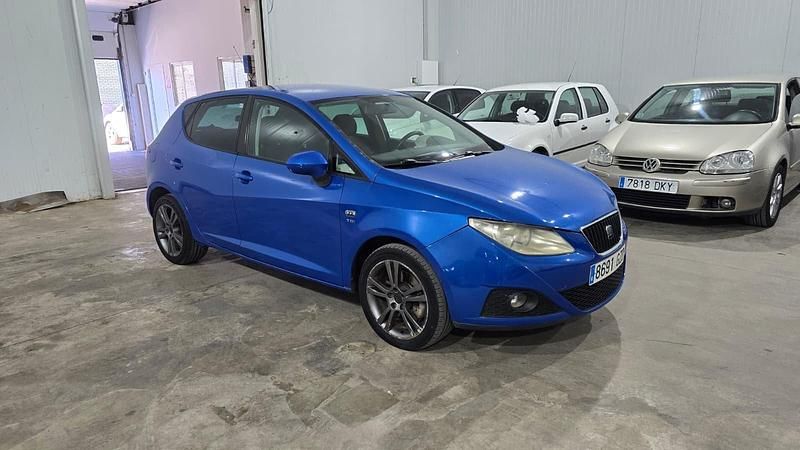 Usado Seat Ibiza Style 105 CV (77 kW) 2010 Azul Berlina