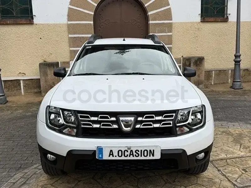 Usado Dacia Duster Ambiance 125 CV (91 kW) 2016 Blanco SUV