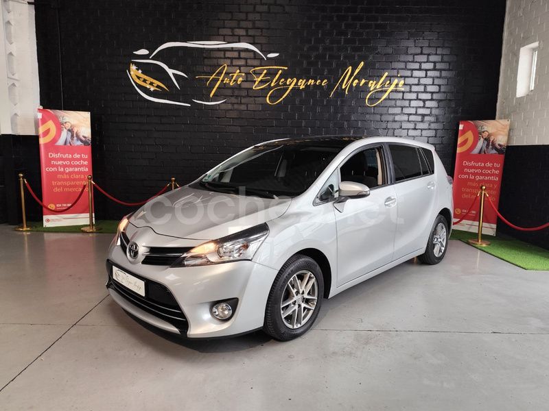 Gris / plata Usado 2016 Toyota Verso Advance Monovolumen | 12.990 € (Precio justo) - Imagen 1/4