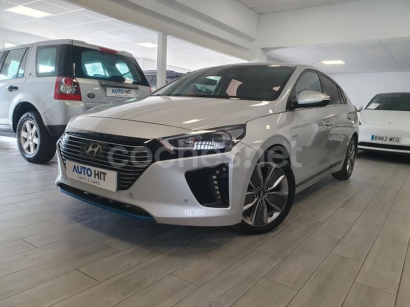 Gris / plata Usado 2016 Hyundai Ioniq Berlina | 12.999 € (Precio justo) - Imagen 1/4