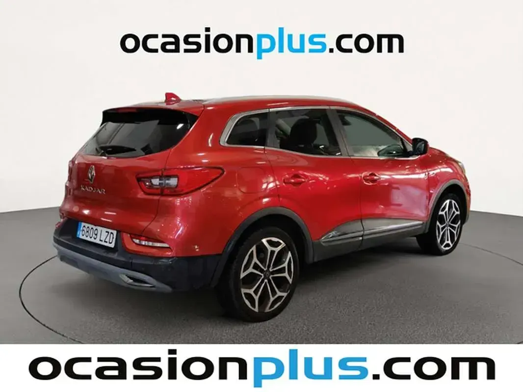 Usado Renault Kadjar Techno 140 CV (102 kW) 2022 Rojo SUV