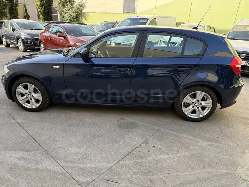 Usado BMW 116 Sport Line 136 CV (100 kW) 2011 Azul Utilitario
