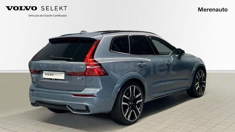 Usado Volvo XC60 Ultimate 197 CV (144 kW) 2023 Gris / plata SUV