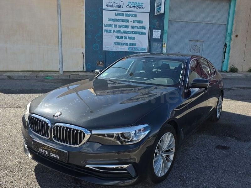 Usado BMW 520 Luxury Line 190 CV (139 kW) 2019 Gris / plata Berlina