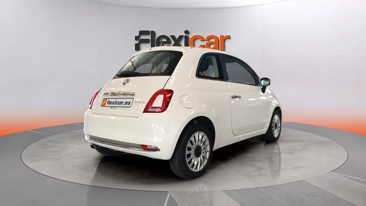 Usado Fiat 500 Dolcevita 70 CV (51 kW) 2023 Blanco Berlina