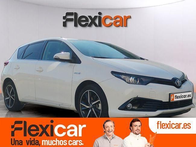 Usado Toyota Auris Hybrid Active 99 CV (72 kW) 2018 Blanco Utilitario