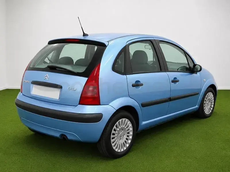 Usado Citroën C3 Furio 75 CV (55 kW) 2006 Azul Berlina