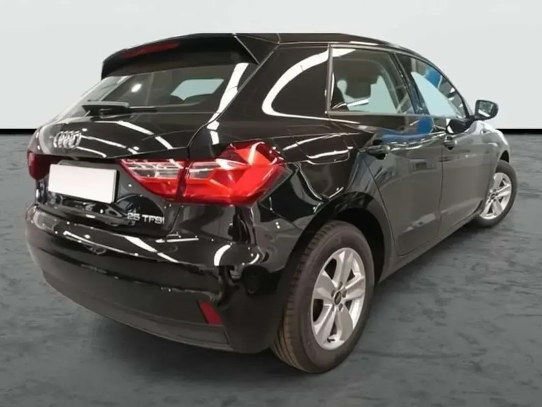 Nuevo Audi A1 Sportback 95 CV (69 kW) 2026 Negro Utilitario
