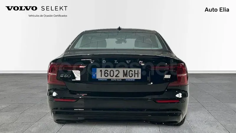 Usado Volvo S60 Ultimate 455 CV (334 kW) 2023 Negro Berlina
