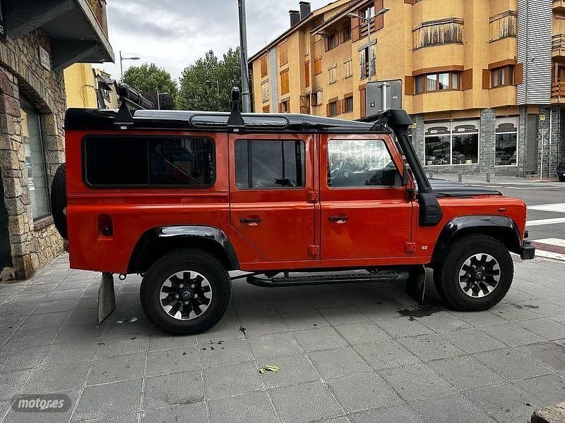 Usado Land Rover Defender 115 CV (84 kW) 2014 Naranja SUV