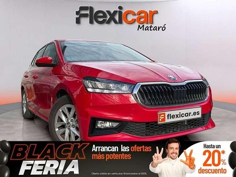 Rojo Usado 2024 Skoda Fabia Utilitario | 15.490 € (Buen precio) - Imagen 1/4