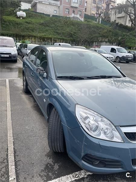 Usado Opel Vectra Elegance 122 CV (89 kW) 2006 Azul Berlina