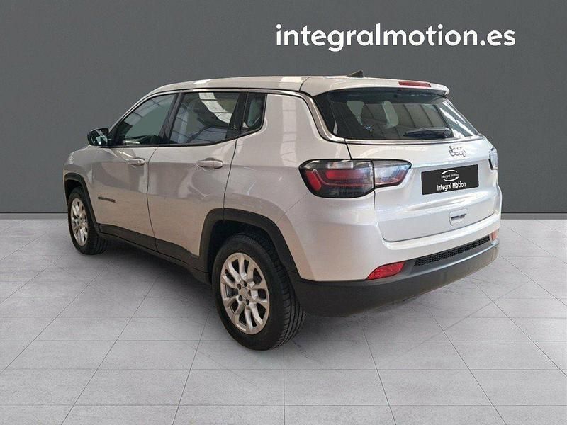 Usado Jeep Compass Longitude 130 CV (95 kW) 2022 Gris SUV