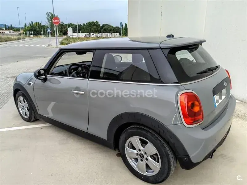 Usado Mini ONE 102 CV (75 kW) 2016 Gris / plata Utilitario