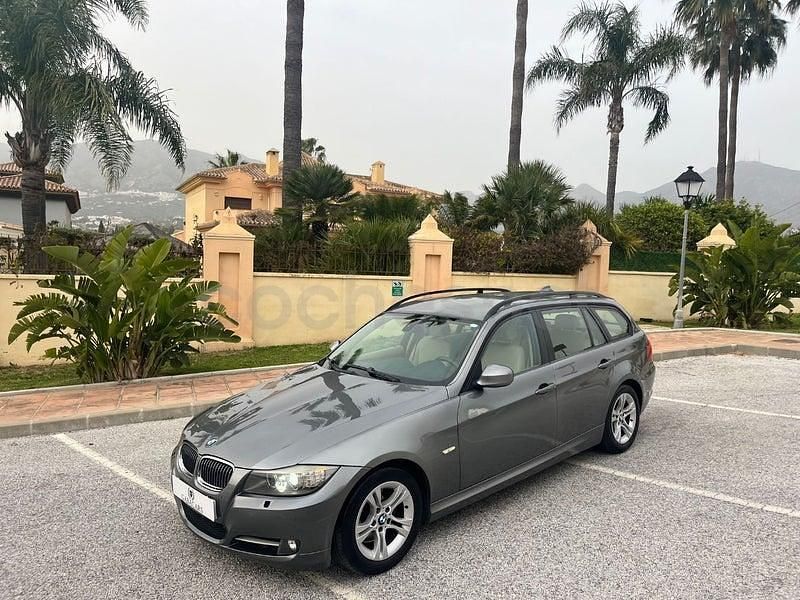 Usado BMW 320 177 CV (130 kW) 2009 Gris / plata Familiar