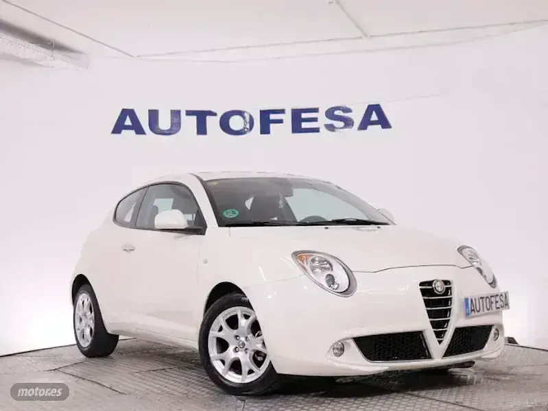 Usado Alfa Romeo MiTo 78 CV (57 kW) 2010 Rojo Utilitario