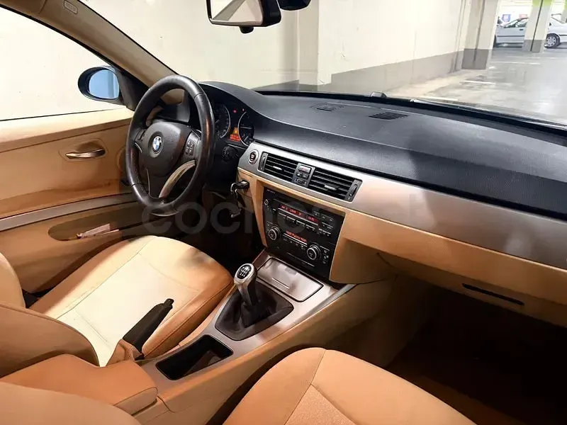 Usado BMW 318 Comfort Edition 143 CV (105 kW) 2008 Negro Berlina