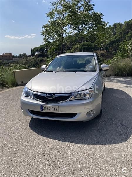 Gris / plata Usado 2007 Subaru Impreza Berlina | 5900 € - Imagen 1/4