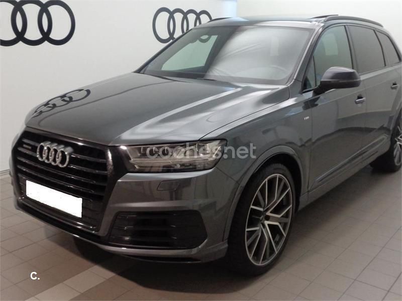 Gris / plata Usado 2019 Audi Q7 Ambiente SUV | 45.500 € (Un poco caro) - Imagen 1/4