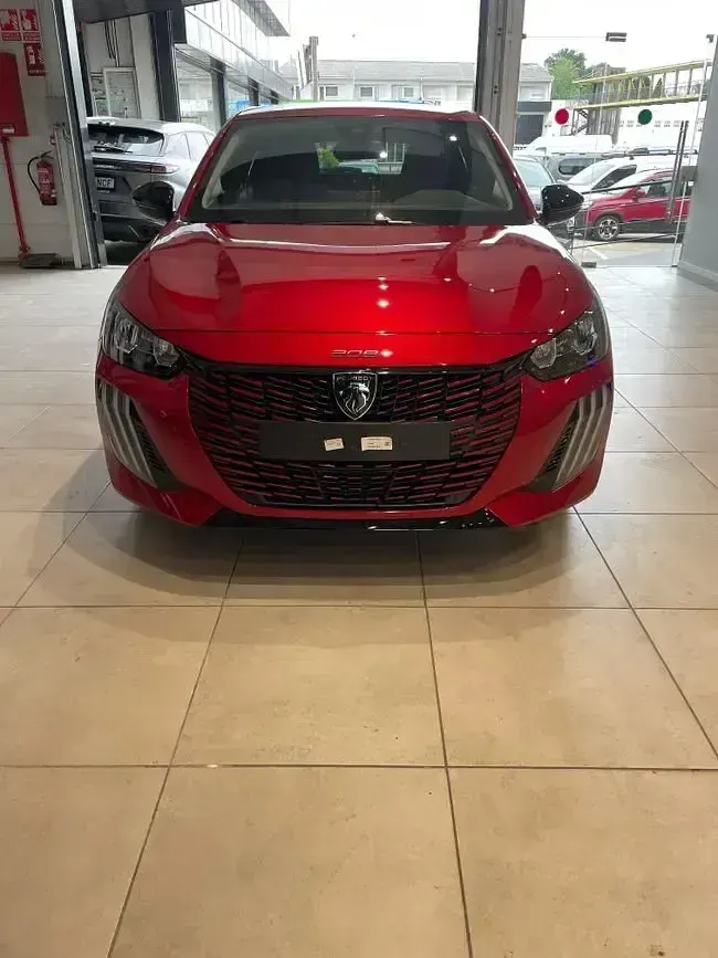 Nuevo Peugeot e-208 Style 100 kW (136 CV) 2025 Rojo Utilitario