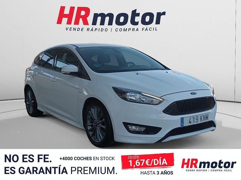 Usado Ford Focus ST-Line 125 CV (91 kW) 2018 Blanco Berlina